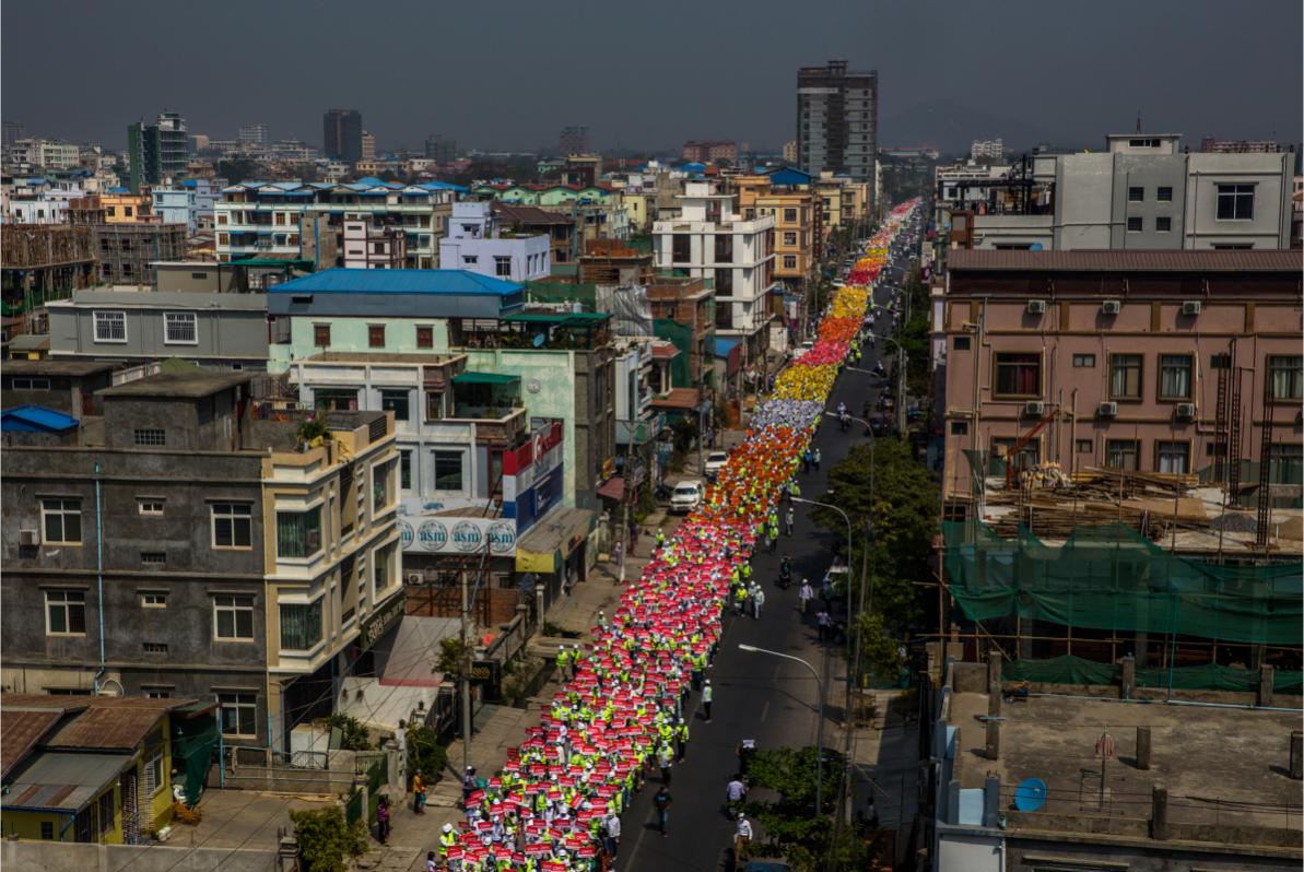 Protests along a main street © Panos Pictures _ Anonymous Myanmar photographer _ Visa d’Or for News winner (Visa pour l’Image Festival) 